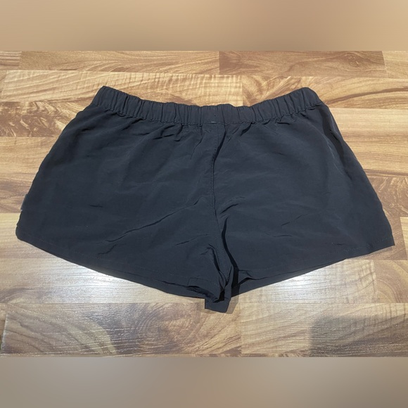 Patagonia Shorts Black Size Medium - Picture 3 of 7